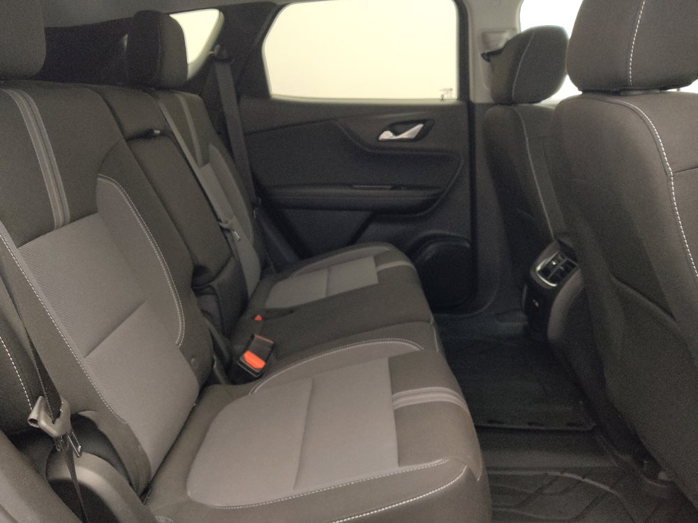 Used 2024 Chevrolet Blazer LT w/ Convenience Package FWD image 19