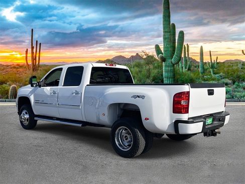Used 2013 GMC Sierra 3500 Denali image 5