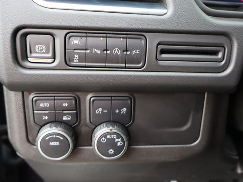 Used 2022 Chevrolet Tahoe LT AWD/4WD image 21