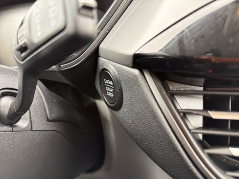 Used 2023 Ford Escape Active image 17