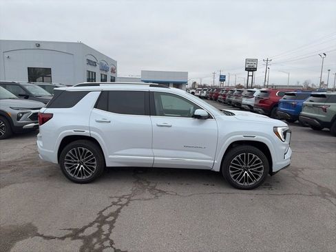 New 2026 GMC Terrain Denali image 7