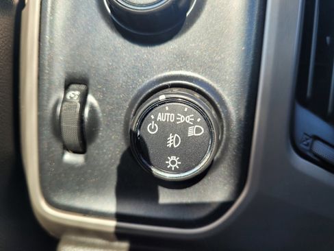 Used 2015 GMC Sierra 3500 Denali w/ Duramax Plus Package image 23