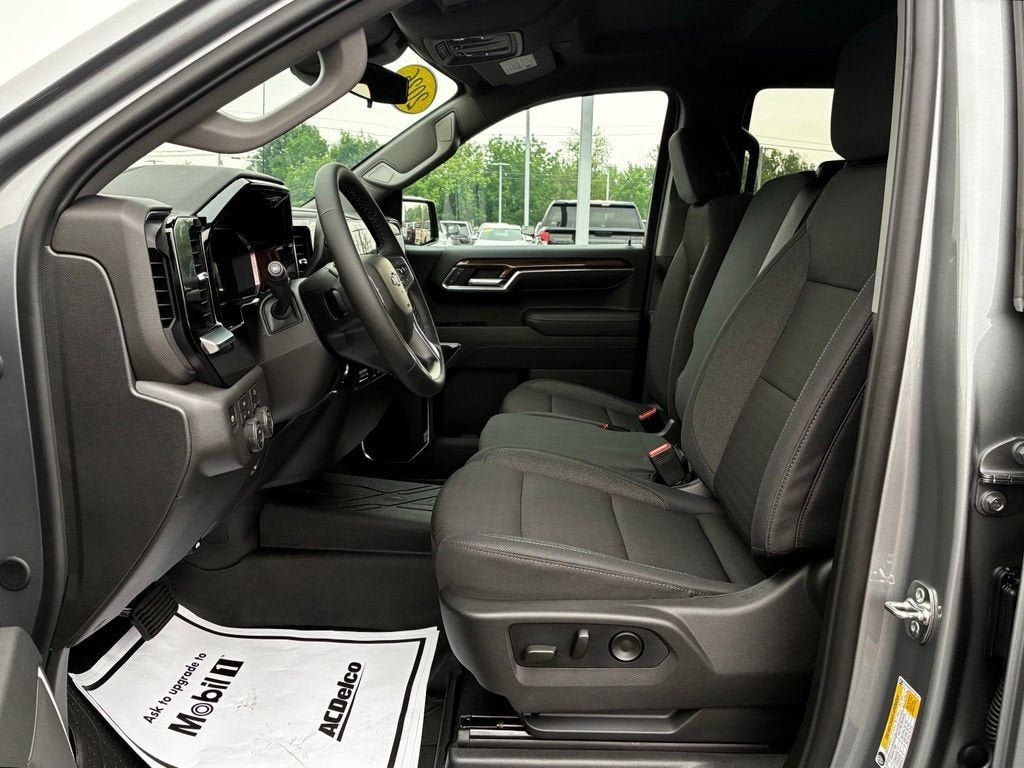 New 2026 Chevrolet Silverado 1500 RST w/ RST Select Package AWD/4WD image 5