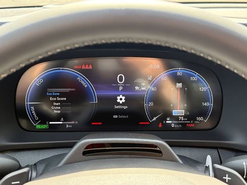 New 2026 Toyota Crown Platinum AWD/4WD image 32