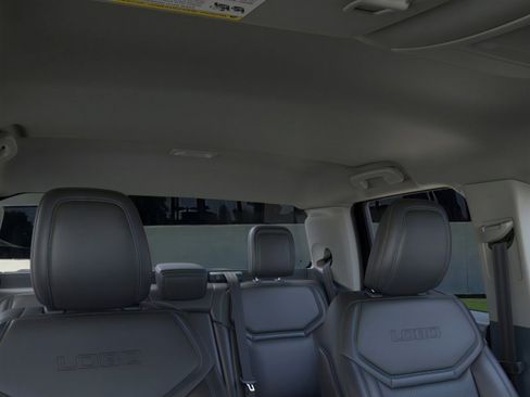 New 2025 Ford Maverick Lobo image 12