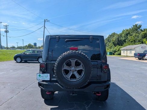 Used 2017 Jeep Wrangler Unlimited Rubicon AWD/4WD image 7