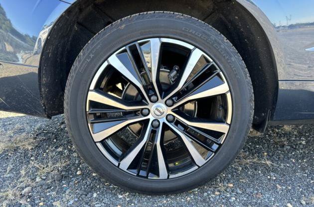 Used 2024 Volvo XC60 B5 Plus w/ Climate Package AWD/4WD image 18