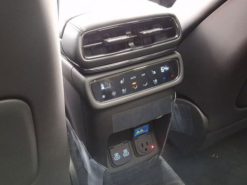 Used 2026 Genesis GV80 3.5T Prestige image 14