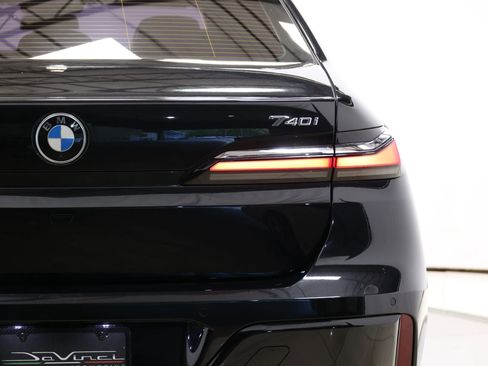 Used 2023 BMW 740i RWD image 73