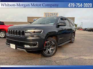 Used 2023 Jeep Wagoneer L Series II AWD/4WD video 1