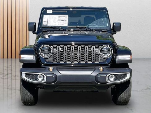 New 2026 Jeep Gladiator Sport AWD/4WD image 3