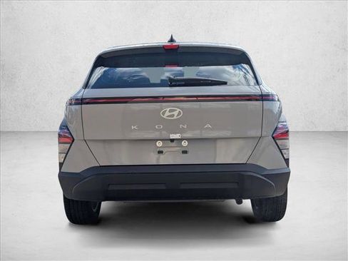 New 2026 Hyundai Kona SE image 8