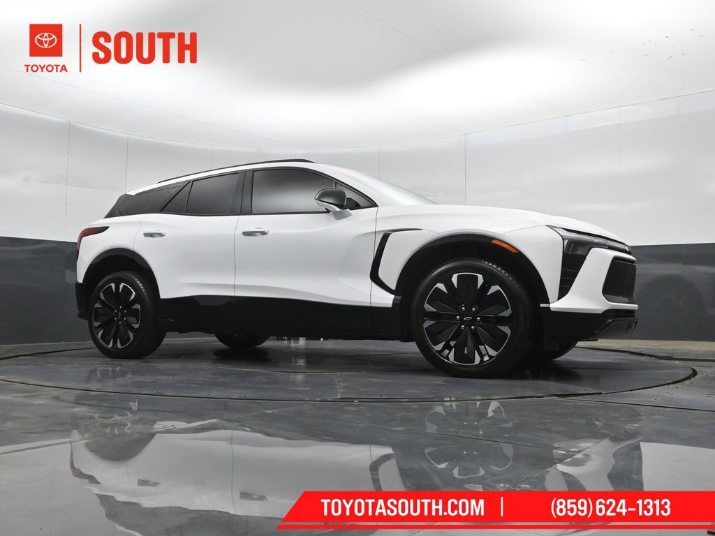 Used 2024 Chevrolet Blazer EV RS AWD/4WD image 48
