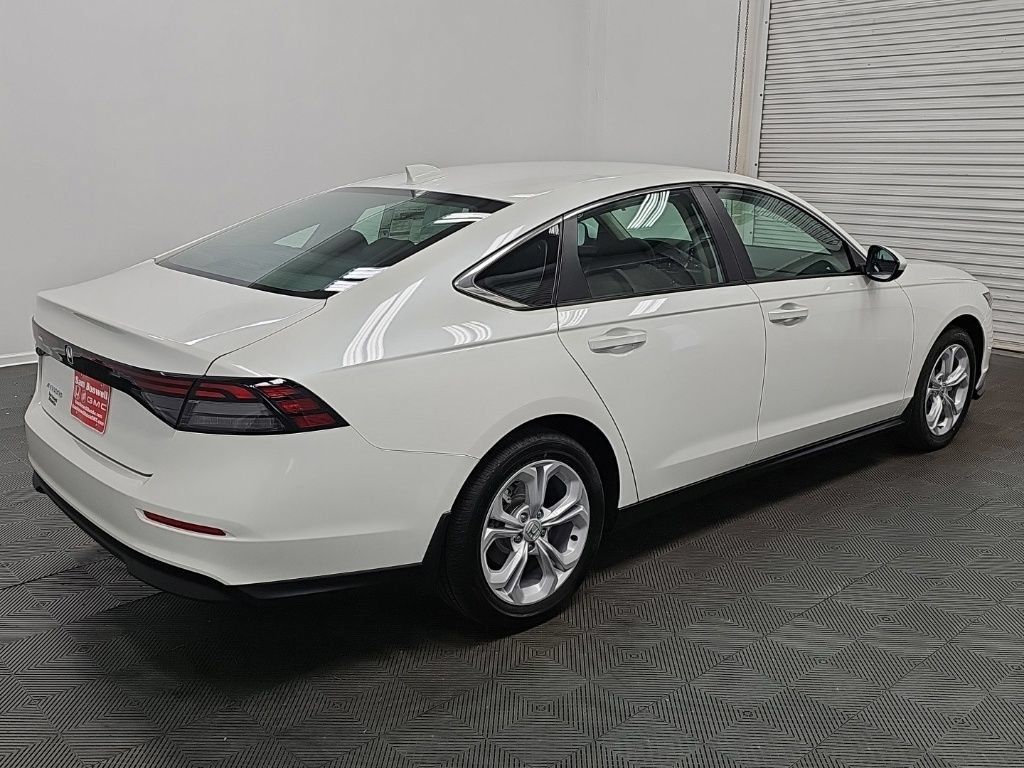 New 2026 Honda Accord LX image 8