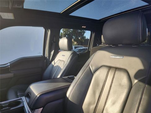 Used 2022 Ford F250 Platinum w/ Tremor Off-Road Package image 18