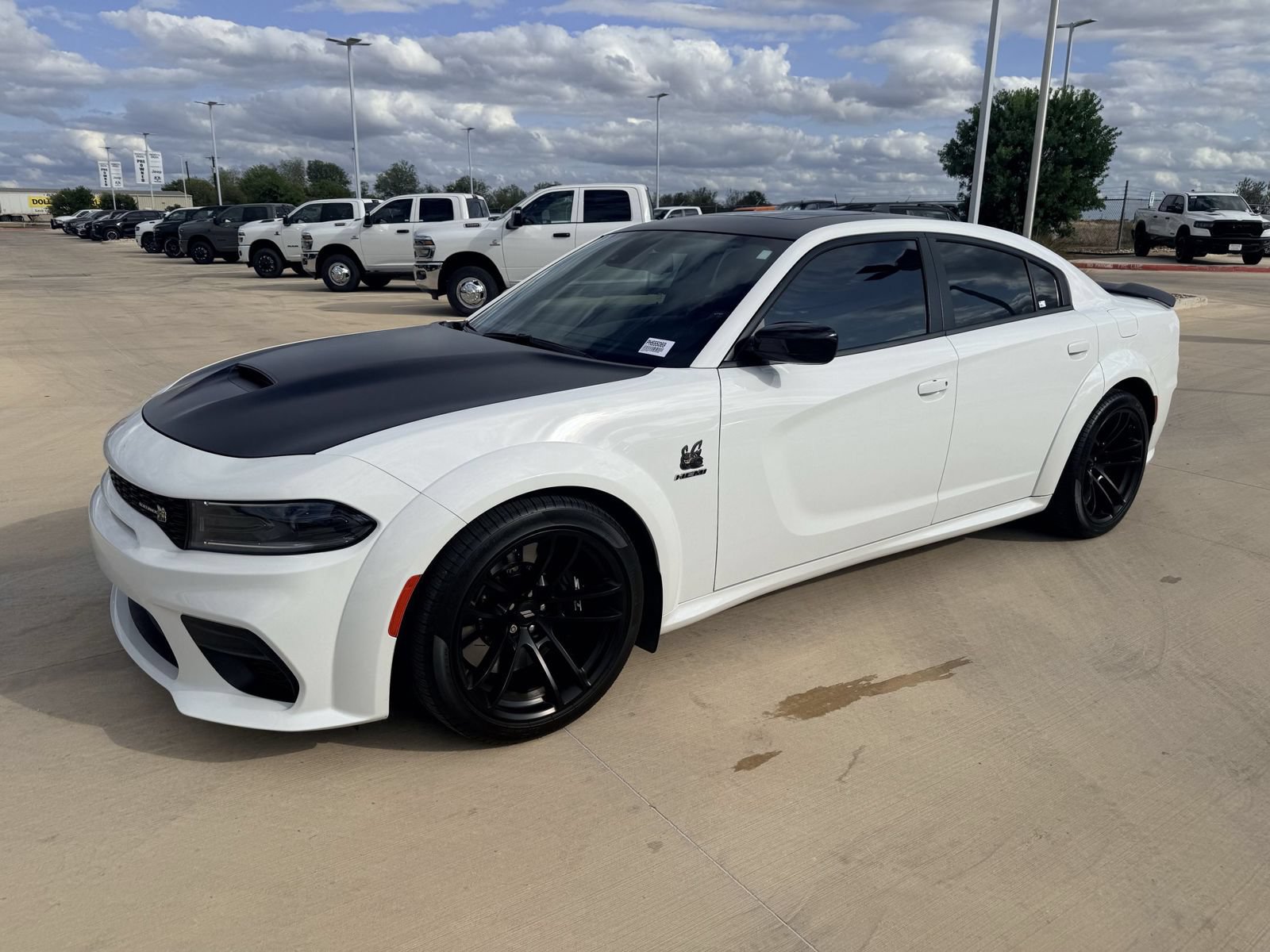 Used 2023 Dodge Charger Scat Pack RWD image 9