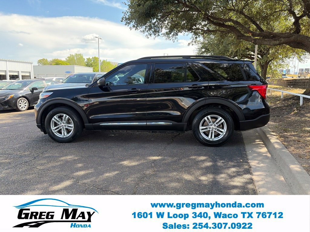 Used 2020 Ford Explorer XLT w/ Equipment Group 202A RWD image 4