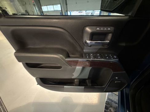 Used 2018 GMC Sierra 1500 SLT w/ SLT Premium Package image 21