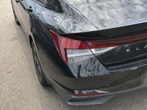 Used 2023 Hyundai Elantra SEL FWD image 6