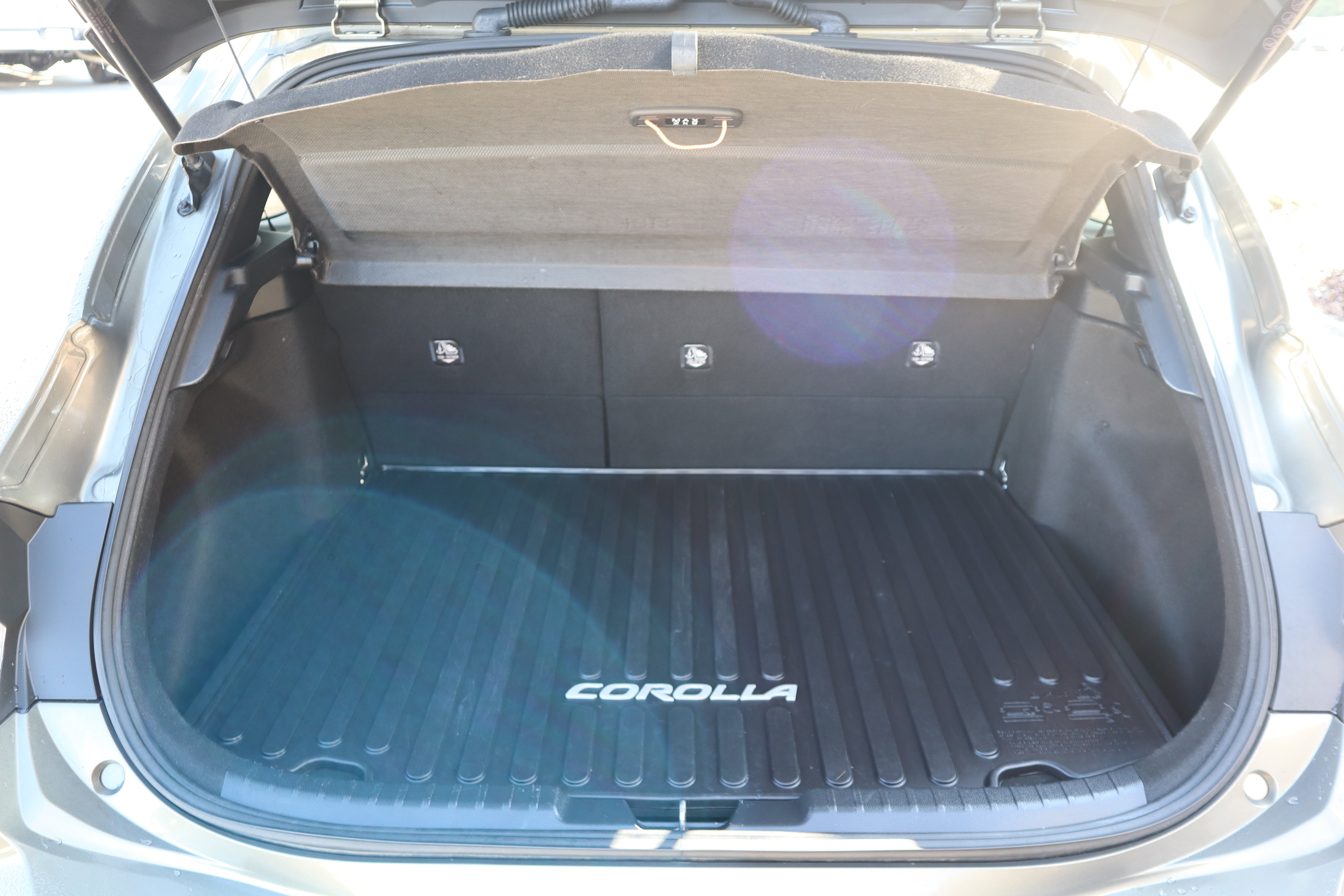 Used 2019 Toyota Corolla SE FWD image 9