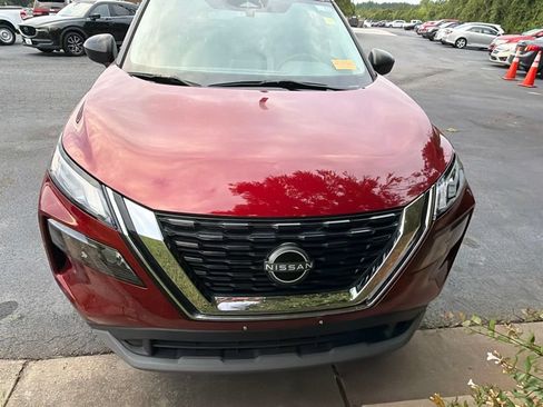 Used 2023 Nissan Rogue S FWD image 8
