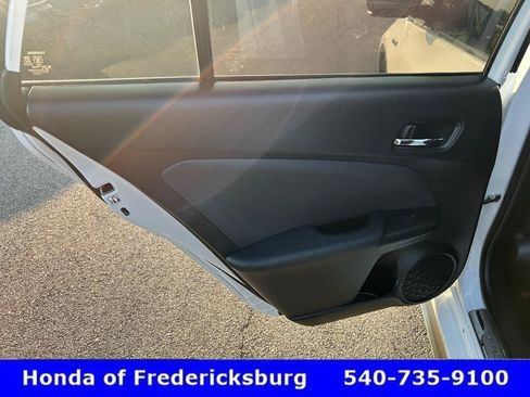 Used 2022 Toyota Prius FWD image 10