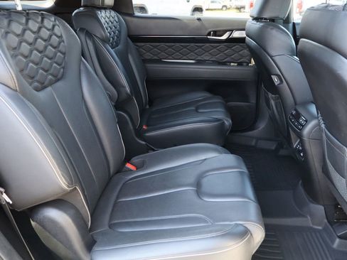 Used 2022 Hyundai Palisade Calligraphy w/ Cargo Package image 30