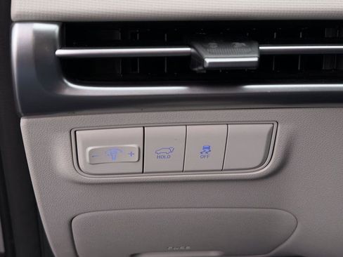 Certified 2025 Hyundai Tucson SEL image 18