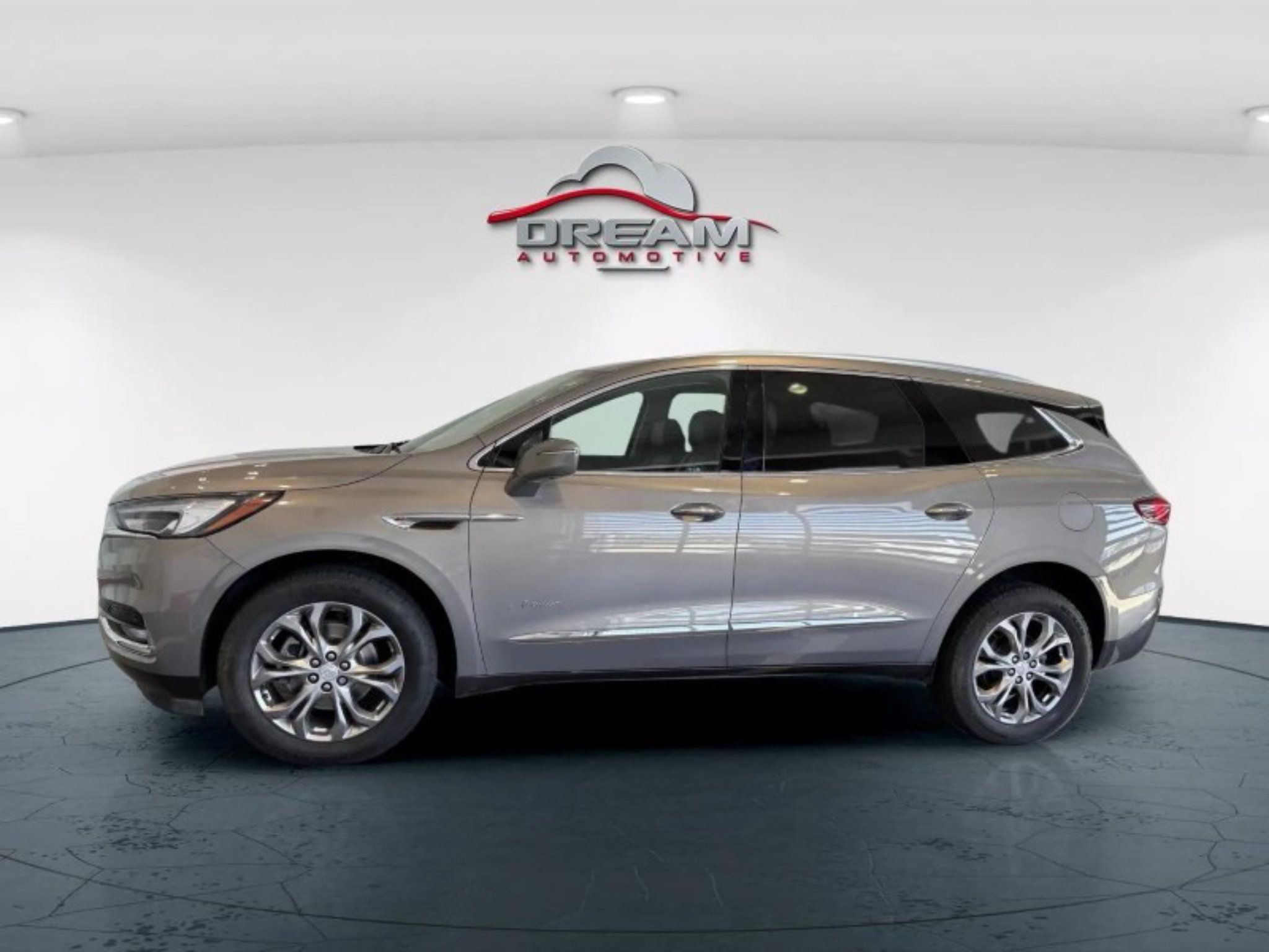 Used 2019 Buick Enclave Avenir w/ Avenir Technology Package AWD/4WD image 25
