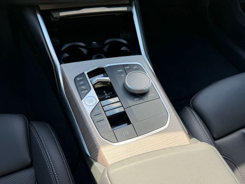 Certified 2025 BMW 330i Sedan RWD image 26