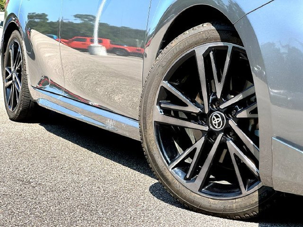 Certified 2025 Toyota Camry XSE FWD image 2