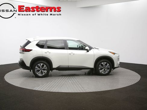 Used 2022 Nissan Rogue SV image 65