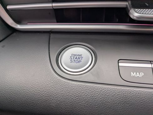 Used 2024 Hyundai Elantra SEL FWD image 24