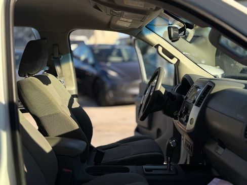 Used 2015 Nissan Frontier SV w/ SV Value Truck Package image 12