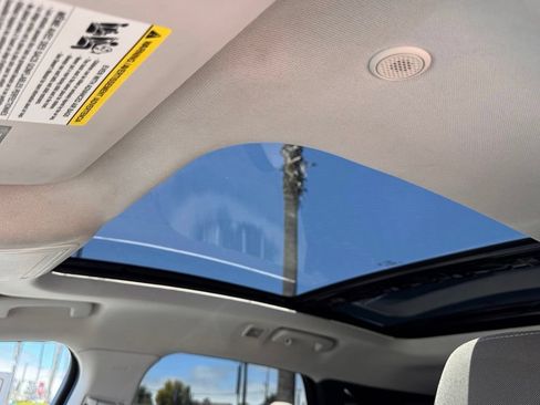 Used 2022 Ford Escape SE FWD image 21