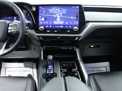 Used 2024 Lexus TX 350 AWD w/ Captains Chair Package image 19
