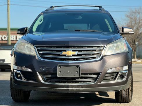 Used 2015 Chevrolet Traverse LT w/ LPO, 'HIT The Road' Package image 9