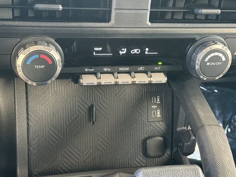 Certified 2025 Toyota 4Runner SR5 image 25