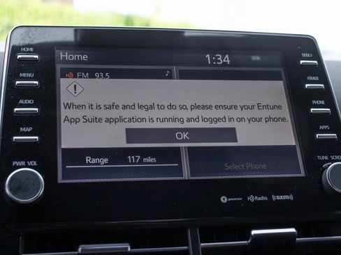 Used 2019 Toyota Avalon XLE image 25