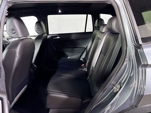 Certified 2023 Volkswagen Tiguan SE R-Line AWD/4WD image 20