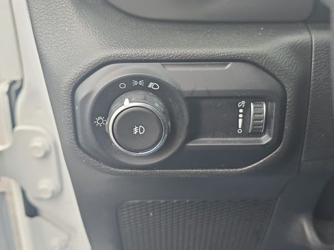 Used 2023 Jeep Wrangler Unlimited Sport AWD/4WD image 25