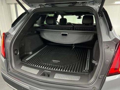 Used 2025 Cadillac XT5 Premium Luxury w/ Technology Package AWD/4WD image 20