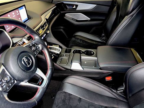 Used 2023 Acura MDX A-Spec image 19
