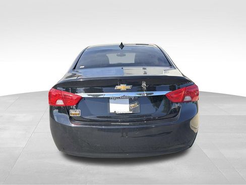 Used 2019 Chevrolet Impala LT FWD image 4