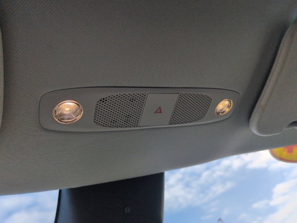 Used 2024 Tesla Model Y Long Range RWD image 30