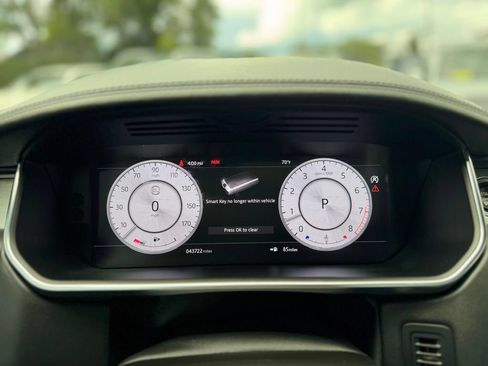 Used 2021 Land Rover Range Rover LWB SV Autobiography AWD/4WD image 15