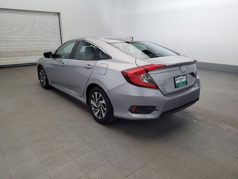 Used 2018 Honda Civic EX image 5