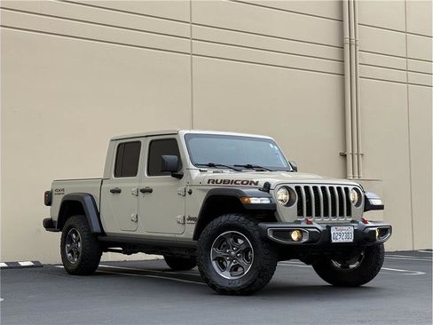 Used 2020 Jeep Gladiator Rubicon w/ Trailer Tow Package image 23