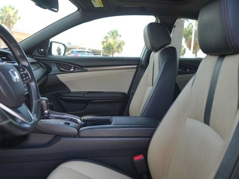 Used 2018 Honda Civic Sport Touring image 11