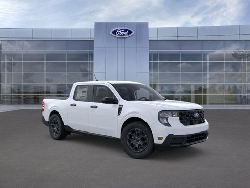 New 2026 Ford Maverick XLT w/ XLT Luxury Package AWD/4WD image 7